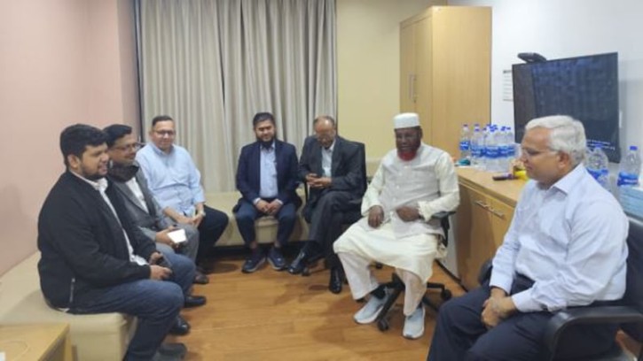 খালেদা জিয়ার শারীরিক অবস্থার খোঁজ নিতে হাসপাতলে মিয়া গোলাম পরওয়ার