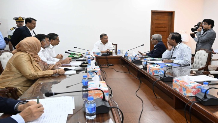 বর্জ্য থেকে বিদ্যুৎ উৎপাদন প্রকল্প দ্রুত বাস্তবায়নের নির্দেশ প্রধানমন্ত্রীর
