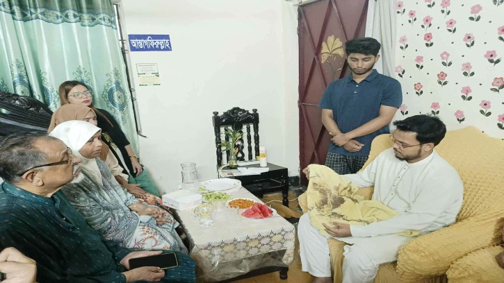 জুলাইকে মুছে দেওয়ার গভীর চক্রান্ত চলছে'--- এড. তারিকুল 