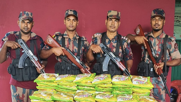 কুমিল্লা-ব্রাহ্মণবাড়িয়া সীমান্তে বিজিবির অভিযান, সাড়ে ৩৫ লাখ টাকার ভারতীয় পণ্য জব্দ
