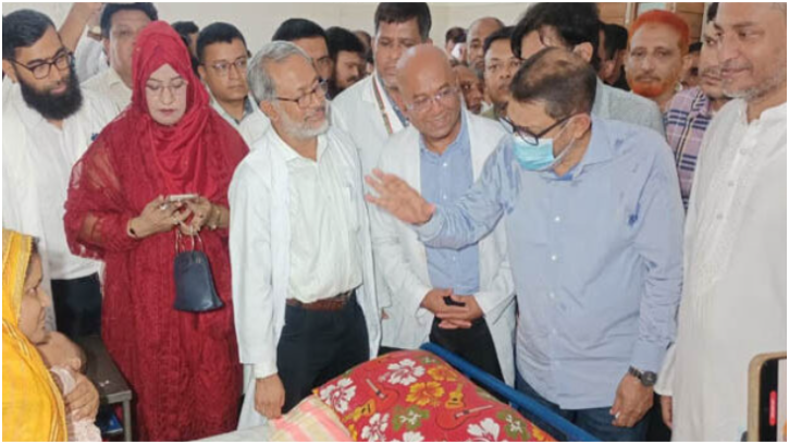 হামে আক্রান্ত শিশুদের রক্ষাই সরকারের প্রথম অগ্রাধিকার- কুমিল্লায় স্বাস্থ্যমন্ত্রী