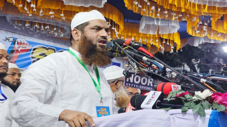 আগামী একশো বছরেও মানুষ আওয়ামী লীগের নাম নিতে লজ্জা পাবে- কুমিল্লায় খেলাফত মজলিসের গণসমাবেশে মামুনুল হক