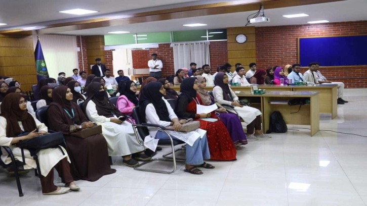 আজ বাইউস্ট ডিবেট ক্লাব কর্তৃক ডিবেট ওয়ার্কশপ ও বিদায় অনুষ্ঠান সম্পন্ন