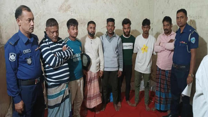 কুমিল্লায় মাদক মামলার আসামী ধরতে গিয়ে পুলিশের উপর হামলার ঘটনায় আরো ০৫ জনসহ মোট ১১জন আসামী গ্রেফতার।