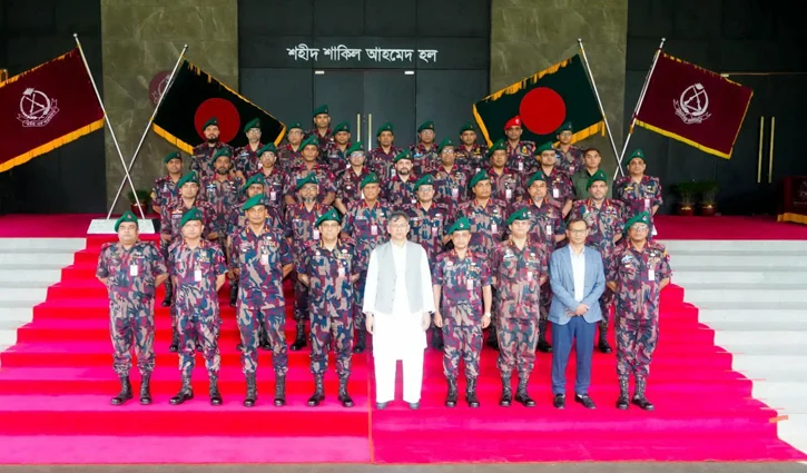 আইনি প্রক্রিয়ার বাইরে কাউকে পুশ ইন করতে দেওয়া হবে না: স্বরাষ্ট্রমন্ত্রী