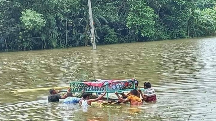 বন্যা ও পানিতে ডুবে মৃতদের দাফনে ধর্মীয় নিয়ম