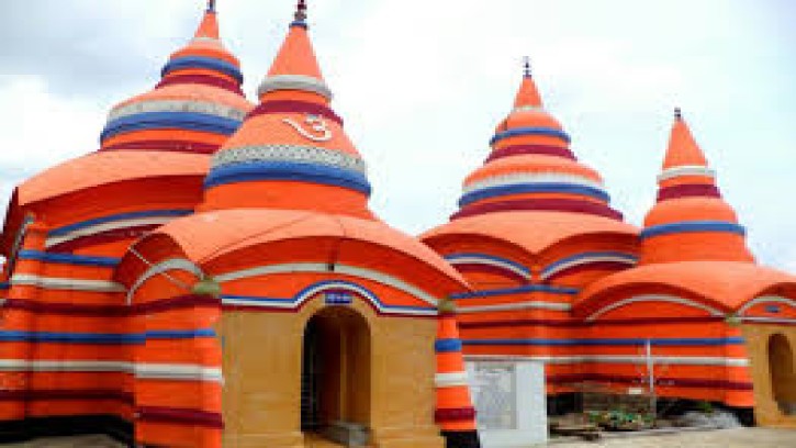 কুমিল্লা মহাতীর্থ চণ্ডীমূড়া সেবাশ্রমে গীতাযজ্ঞ ও মাসিক ভোগ আজ