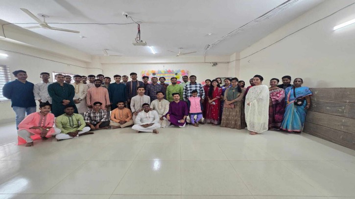 কুমিল্লা আইএইচটি অ্যান্ড ম্যাটস-এ সরস্বতীপূজা উদযাপন 